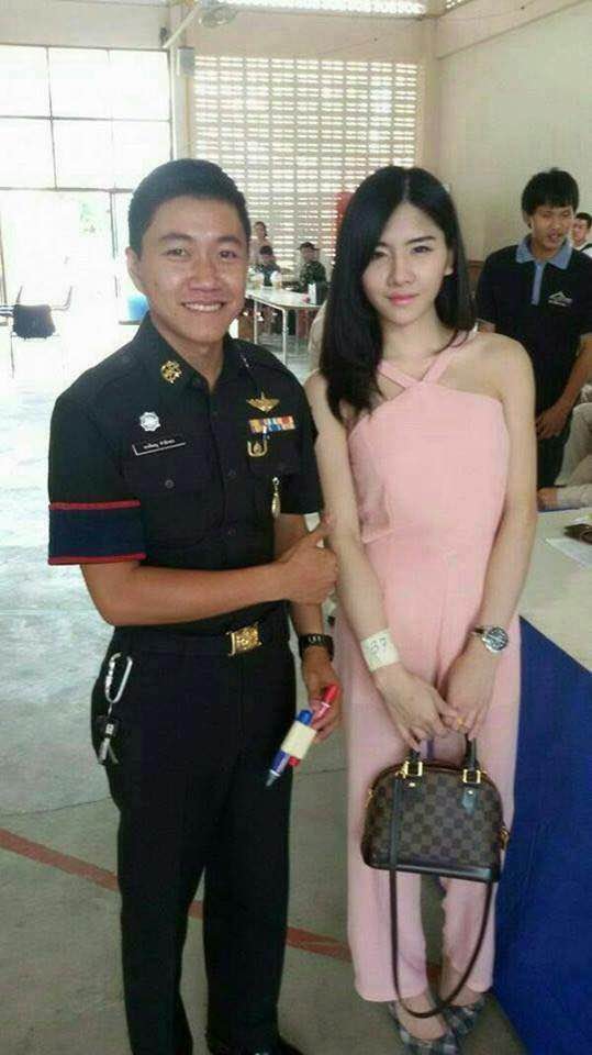 Ladyboy 5 © 2016 brilio.net Ladyboy 5 © 2016 brilio.net