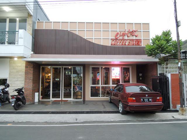 kedai kopi malang © 2016 brilio.net kedai kopi malang © 2016 brilio.net