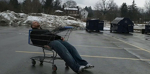 orang tidur sembarangan  © 2016 brilio.net