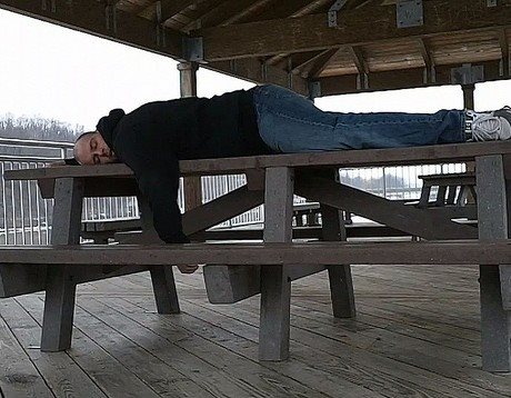 orang tidur sembarangan  © 2016 brilio.net