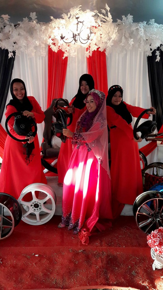 pelaminan mobil © 2016 brilio.net pelaminan mobil © 2016 brilio.net