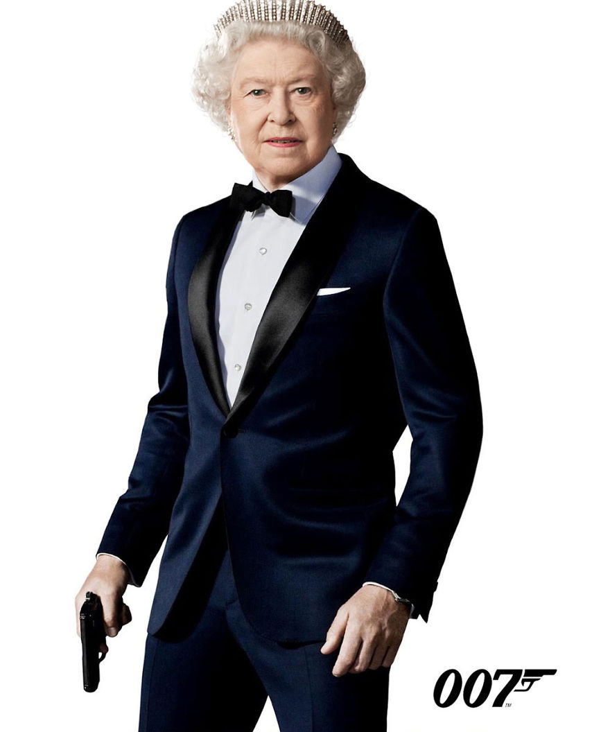 Foto aksi politikus dunia saat berkostum layaknya James Bond 