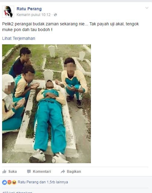 Miris, foto 5 ABG di atas makam panen hujatan netizen