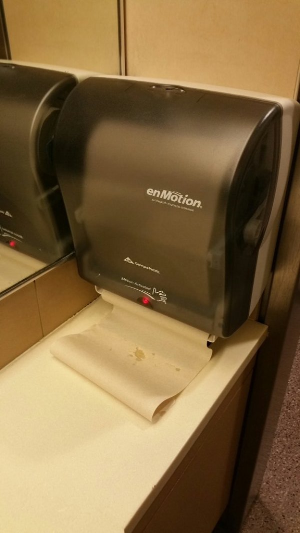 desain wc bikin bingung duh © 2016 brilio.net