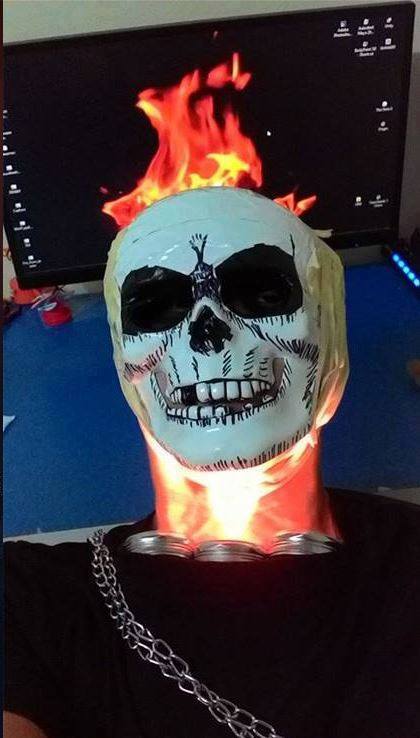 cosplay low budget aelah © 2016 brilio.net cosplay low budget aelah © 2016 brilio.net