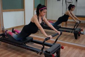 15 Foto Sigi Wimala yang tetap berolahraga dalam kondisi hamil, keren!