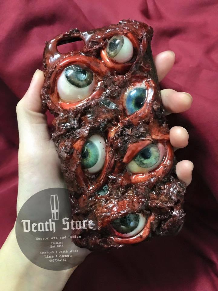 casing hp mengerikan 1-18 © 2016 brilio.net casing hp mengerikan 1-18 © 2016 brilio.net