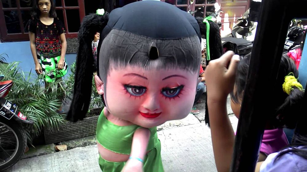 benda aneh ah © 2016 brilio.net