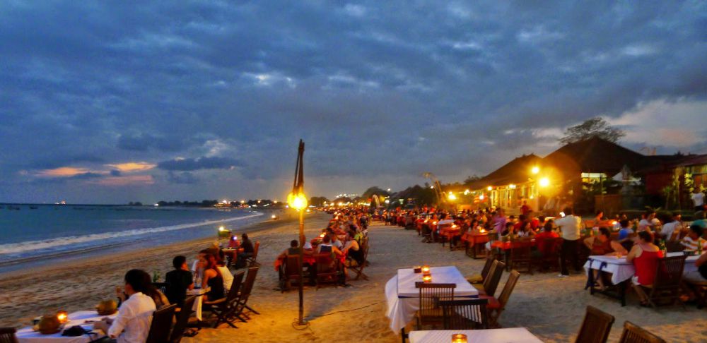 12 Tempat Dinner Di Bali Super Romantis Kamu Wajib Ajak
