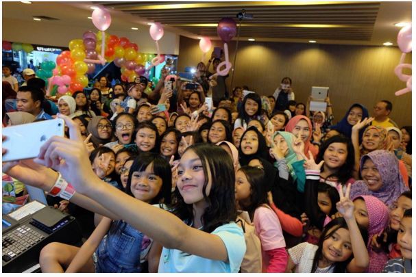 naura © 2016 brilio.net naura © 2016 brilio.net