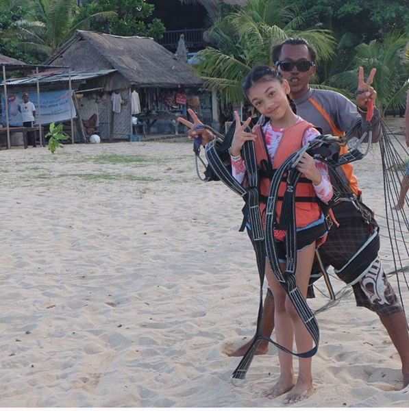 naura © 2016 brilio.net naura © 2016 brilio.net