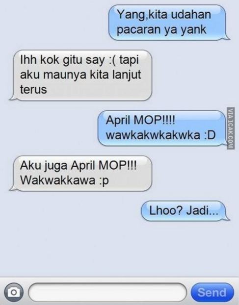 6 Meme 'April Mop' ini bikin kamu ketawa geli, kasihan ya kecele!