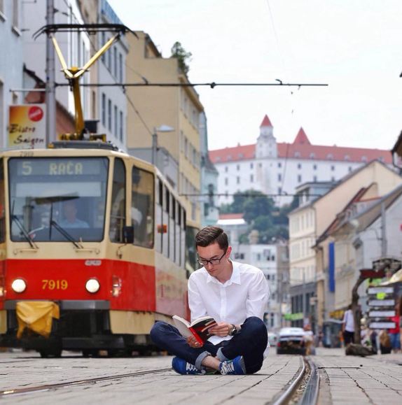 Book Calling  Jakub Pavlovsky Book Calling  Jakub Pavlovsky