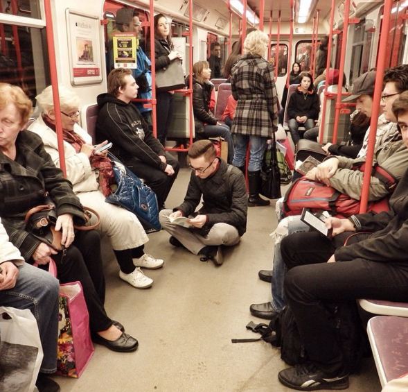 Book Calling  Jakub Pavlovsky Book Calling  Jakub Pavlovsky