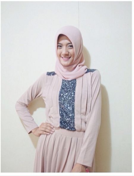 anissa aziza © 2016 brilio.net