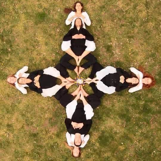 pose foto selfie 1-12 © 2016 brilio.net