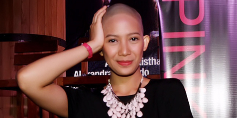 artis cewek botak © 2016 brilio.net artis cewek botak © 2016 brilio.net