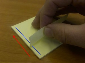 cara melepas sticky note  © 2016 brilio.net cara melepas sticky note  © 2016 brilio.net