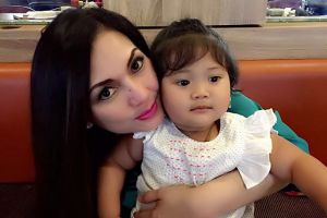 Sederet artis ini tetap cantik memesona walau sudah punya cucu!