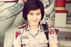 10 Foto cantik Ipda Perida Panjaitan, bikin hatimu rela ditandai deh!