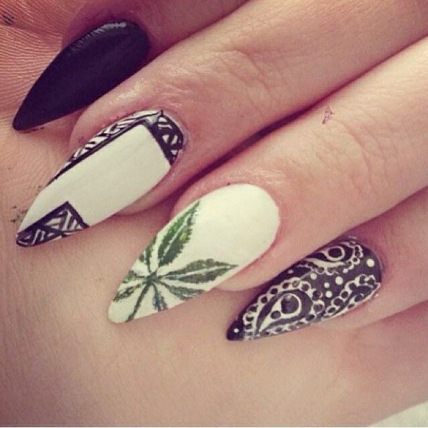 Weed Nail © 2016 brilio.net Weed Nail © 2016 brilio.net