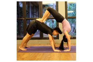 Kompaknya 10 pasangan selebriti olahraga bersama, sehat berdua yuk! 