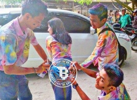 cekidot coret seragam  © 2016 brilio.net