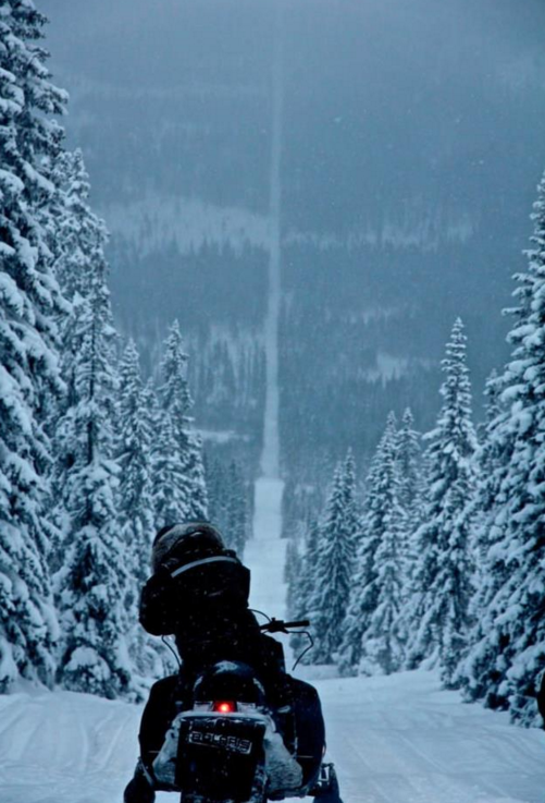 jalan indah  © 2016 brilio.net jalan indah  © 2016 brilio.net