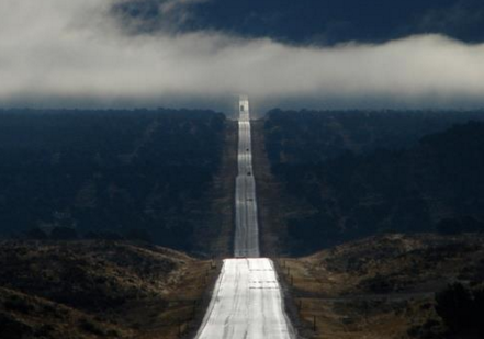 jalan indah  © 2016 brilio.net jalan indah  © 2016 brilio.net