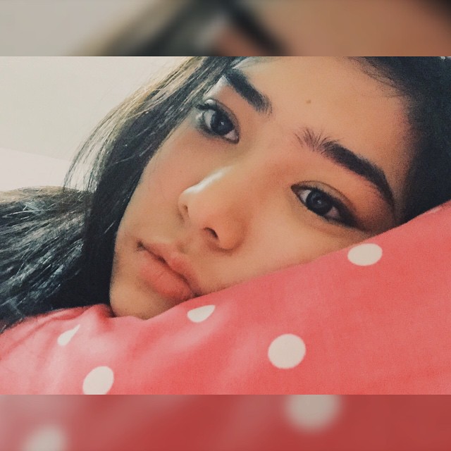 selfie bangun tidur © 2016 brilio.net