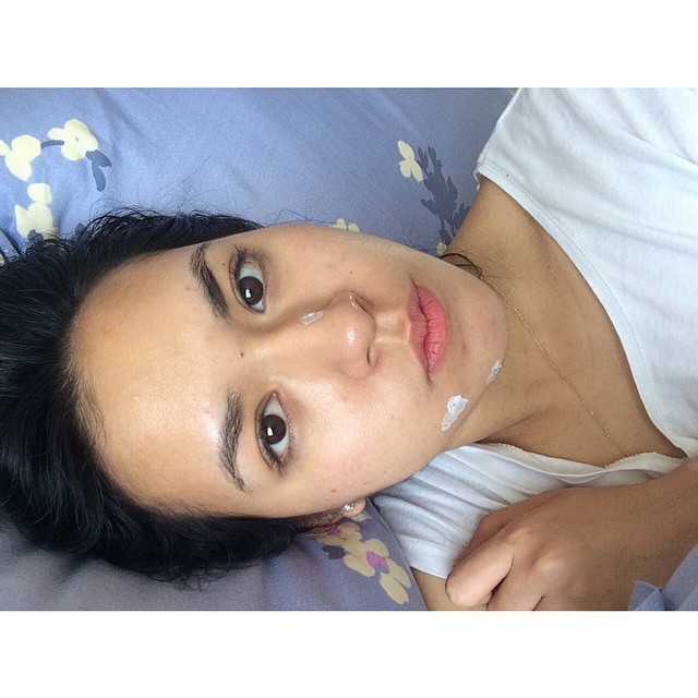 selfie bangun tidur © 2016 brilio.net