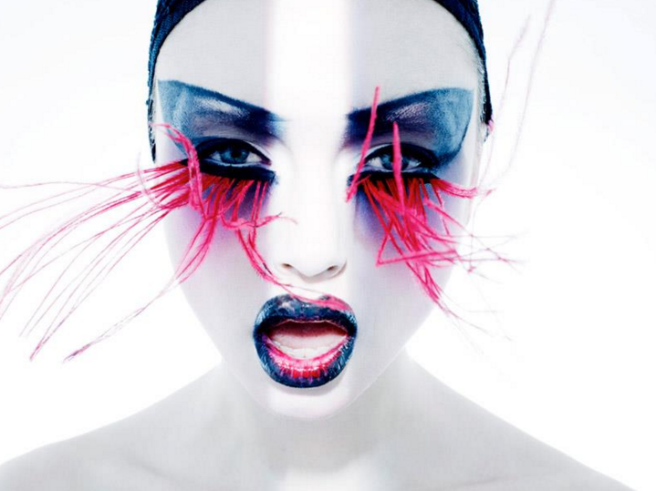 make up nggak  © 2016 brilio.net make up nggak  © 2016 brilio.net