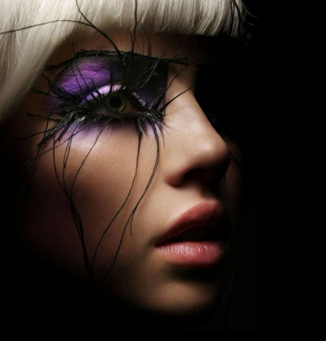 make up nggak  © 2016 brilio.net make up nggak  © 2016 brilio.net