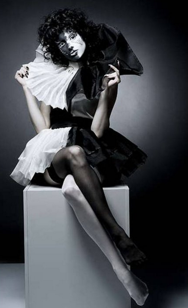 make up nggak  © 2016 brilio.net make up nggak  © 2016 brilio.net