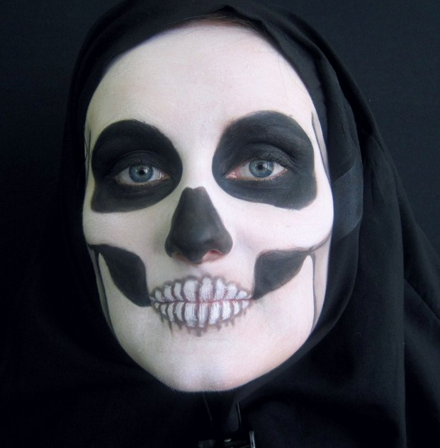 make up nggak  © 2016 brilio.net make up nggak  © 2016 brilio.net