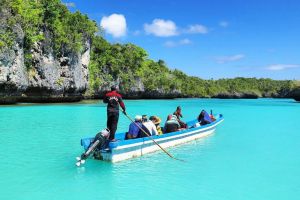 15 Tempat wisata menakjubkan di Maluku, nggak kalah dari Maladewa!