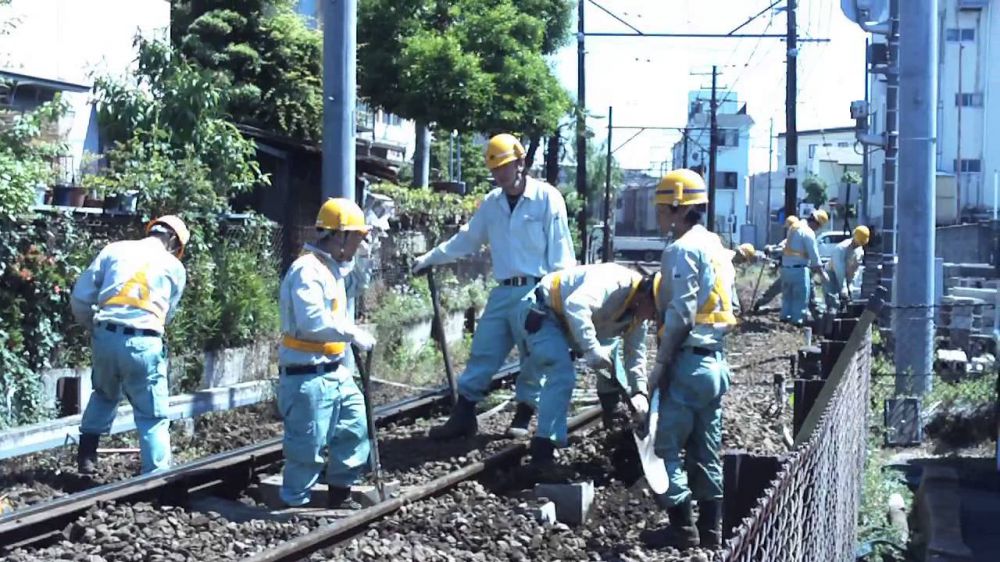 6 Fakta tentang keunikan dan kemewahan kereta api di Jepang