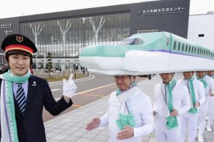 6 Fakta tentang keunikan dan kemewahan kereta api di Jepang