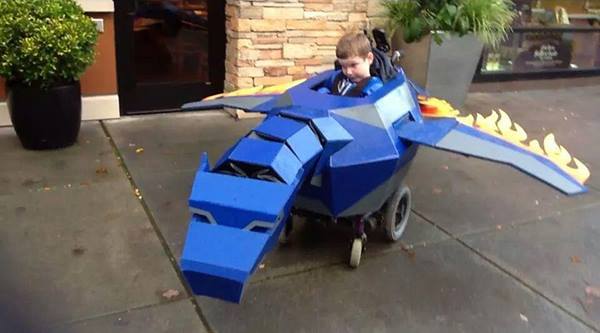 Roda Hero © 2016 brilio.net