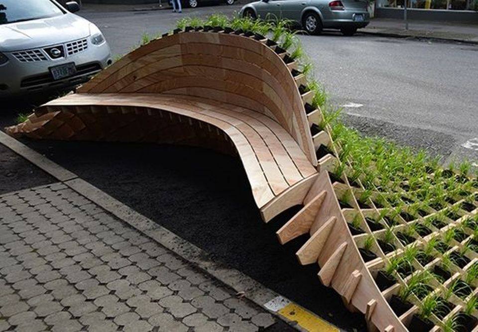 Bangku Nyeleneh © 2016 brilio.net