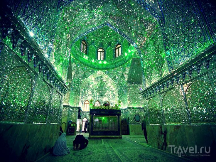 interior masjid indah © 2016 brilio.net interior masjid indah © 2016 brilio.net