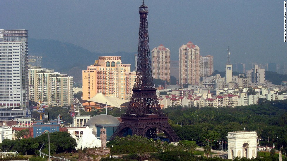 10 Replika Menara Eiffel di berbagai negara, Indonesia juga ada dong!