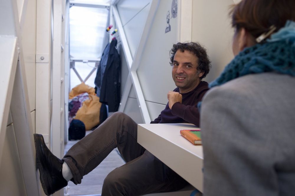 rumah tertipis di dunia © 2016 brilio.net