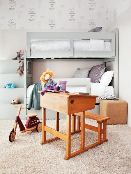 meja belajar anak 1-20 © 2016 brilio.net meja belajar anak 1-20 © 2016 brilio.net