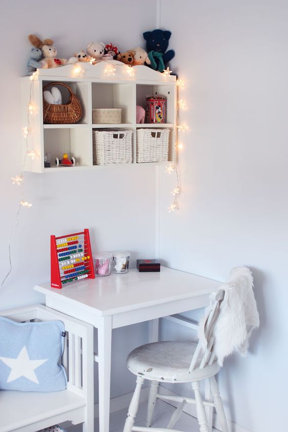 meja belajar anak 1-20 © 2016 brilio.net meja belajar anak 1-20 © 2016 brilio.net