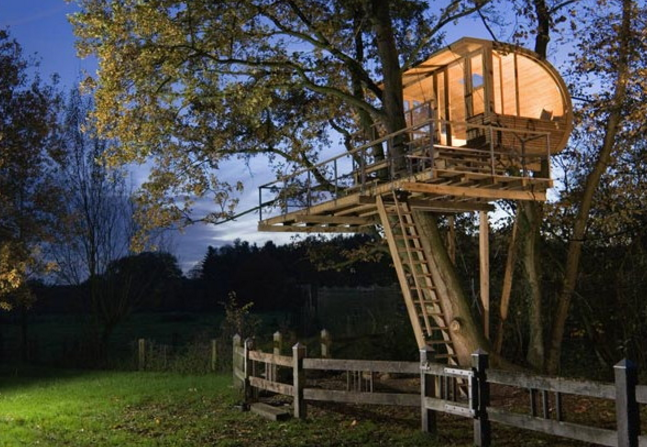 rumah pohon  © 2016 brilio.net rumah pohon  © 2016 brilio.net