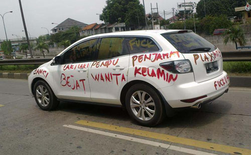 24 Ketahuan selingkuh © 2016 brilio.net 24 Ketahuan selingkuh © 2016 brilio.net