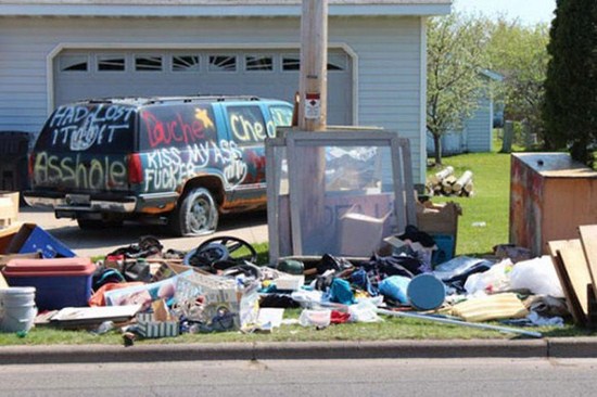 24 Ketahuan selingkuh © 2016 brilio.net 24 Ketahuan selingkuh © 2016 brilio.net