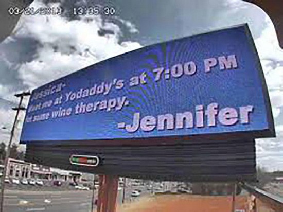 24 Ketahuan selingkuh © 2016 brilio.net 24 Ketahuan selingkuh © 2016 brilio.net