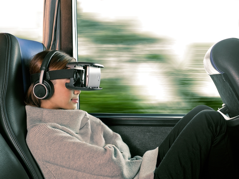 15 Keseruan yang hanya dirasakan gamer virtual reality, bikin ngiri!